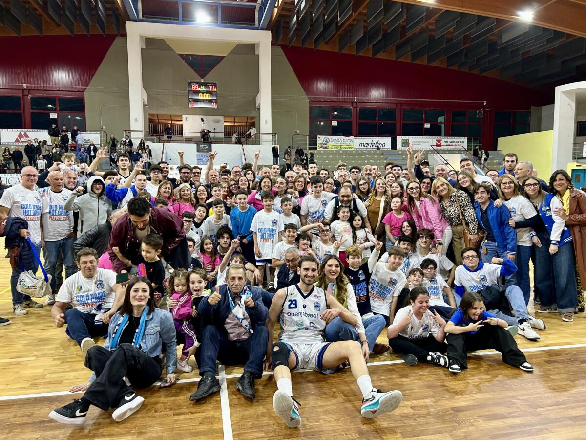 L’entusiasmo del pubblico e una gara all’altezza: 89-74, il Gela basket batte Giarre e fa suo il primo round dei quarti - 