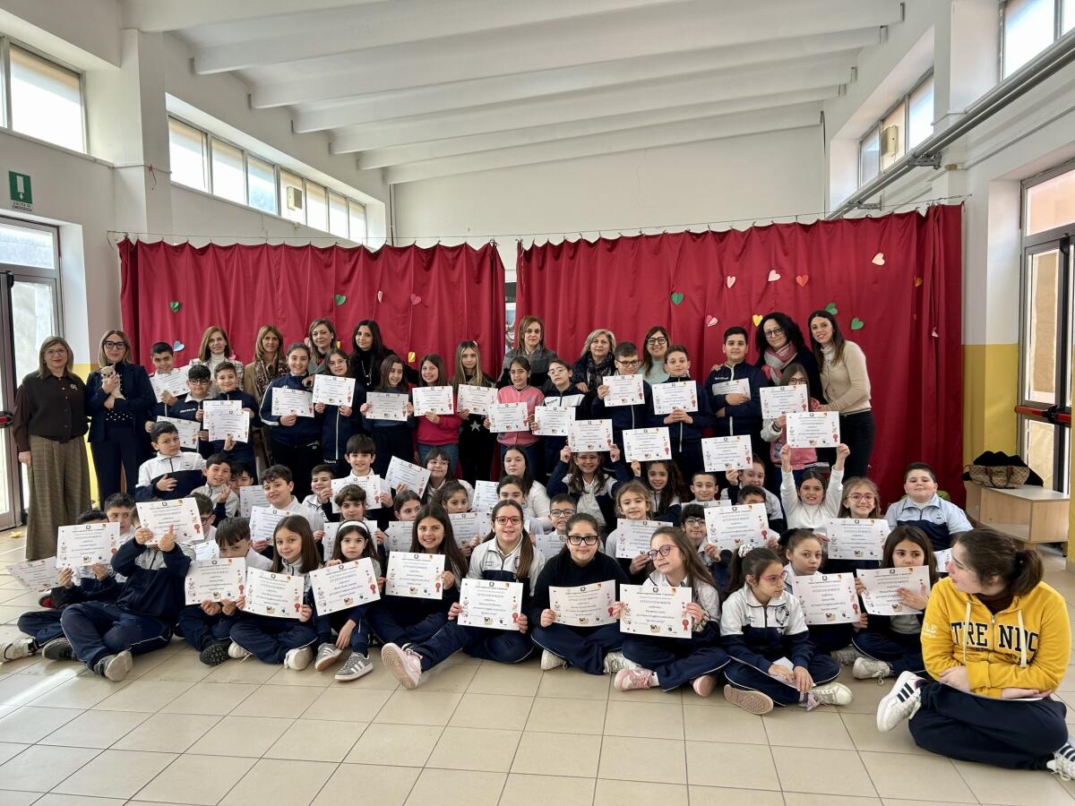 Alla “Quasimodo” il progetto “Il mio amico a 4 zampe” con l’Università cinofila: l’entusiasmo dei bambini -