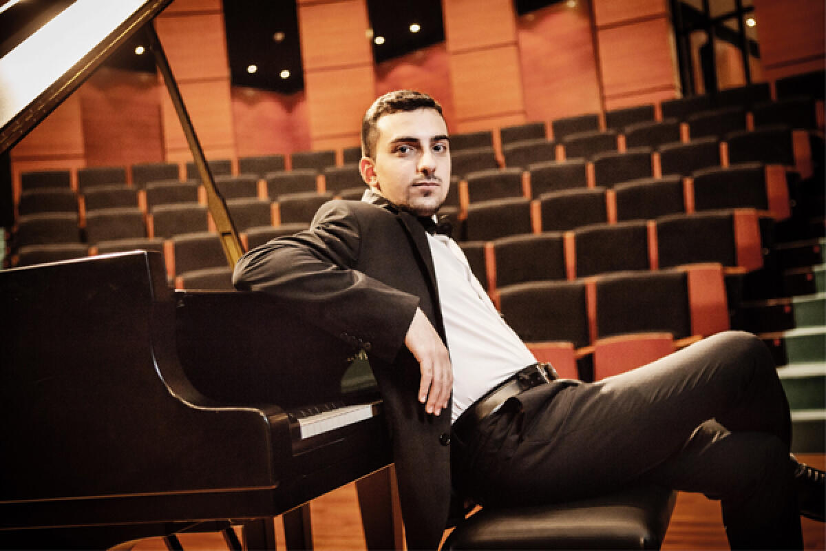 Alberto Ferro rappresenterà l’Italia al concorso pianistico internazionale Chopin di Varsavia -