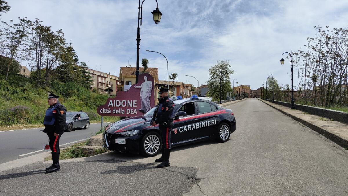 Due arresti di falsi carabinieri - 