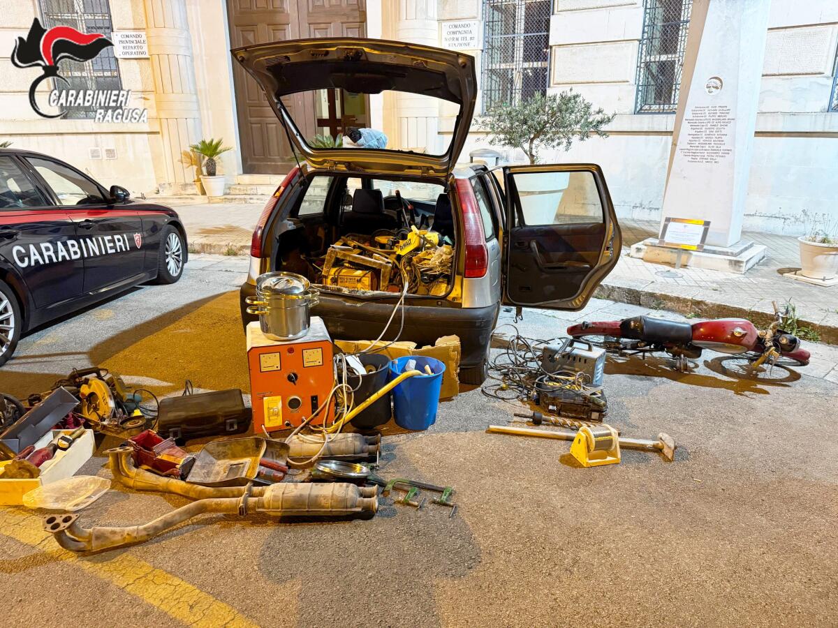 Arresto dei carabinieri per furto - 
