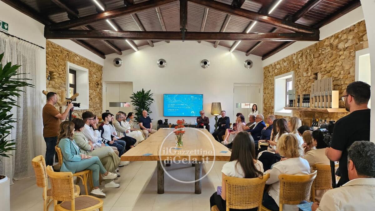 “Un mare di storie”: a Casa Grazia idee e visioni dei giovani verso un workshop internazionale -