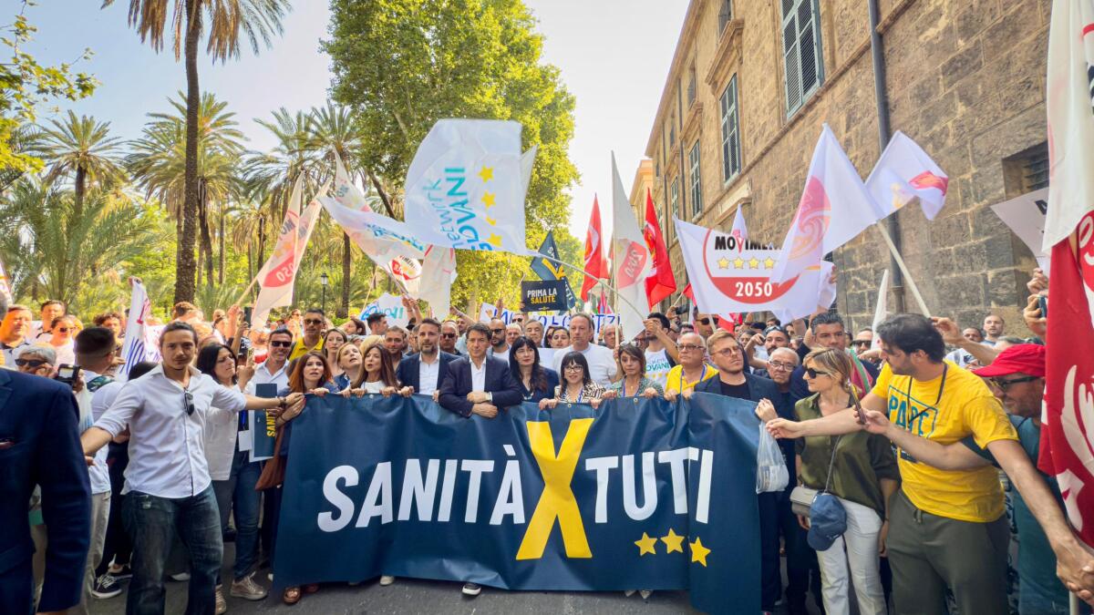 Di Paola:dalla piazza di Palermo è partita l&#8217;alternativa a Schifani - 
