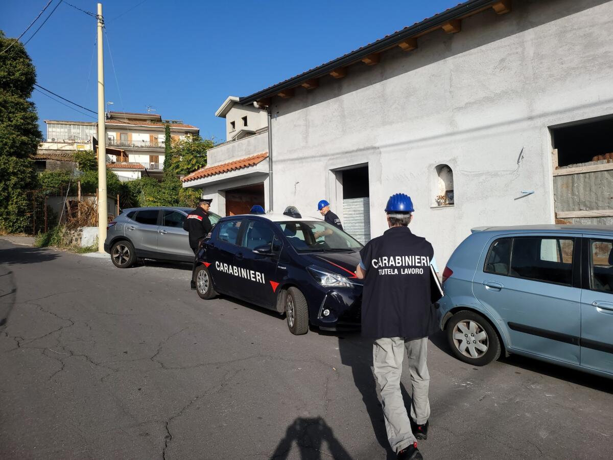 Lavoro irregolare, controllati numerosi cantieri. Scoperte infrazioni, 12 denunce -