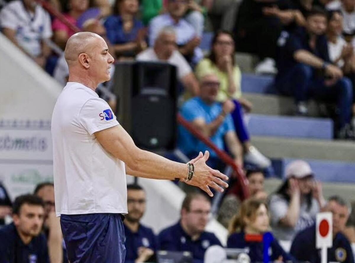 Gela basket, si riparte da coach Bernardo: mercato pronto ad entrare nel vivo -