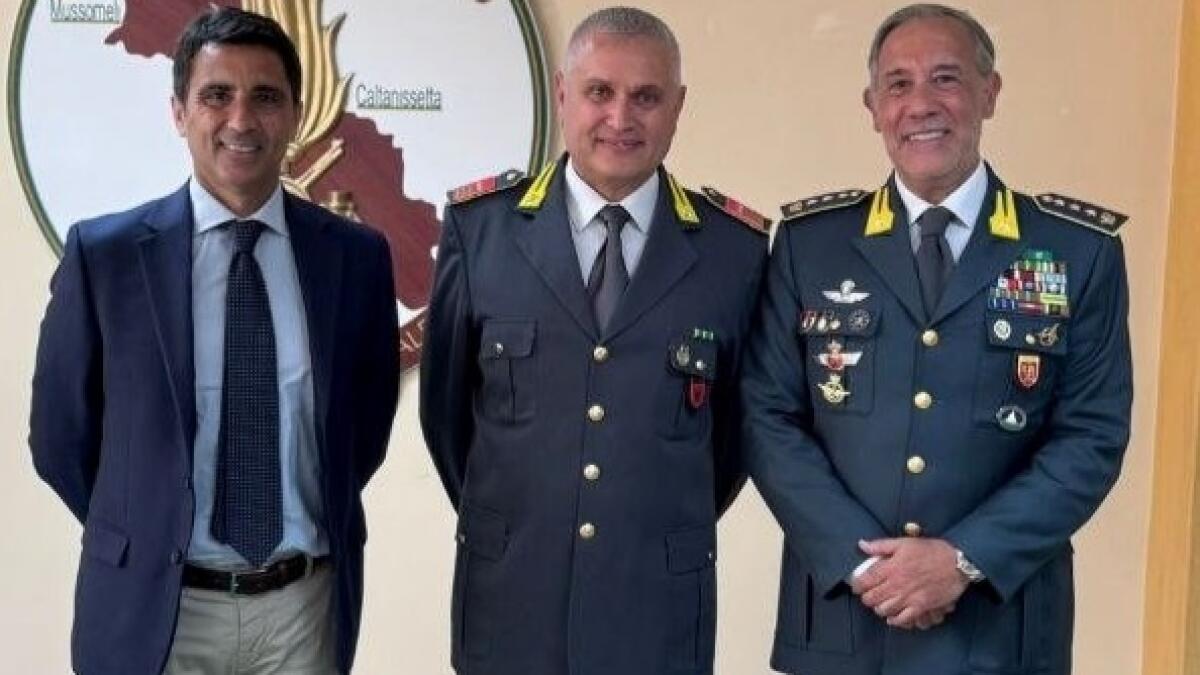 Trentasette anni (e oltre) di servizio, in pensione il luogotenente Falcone - 