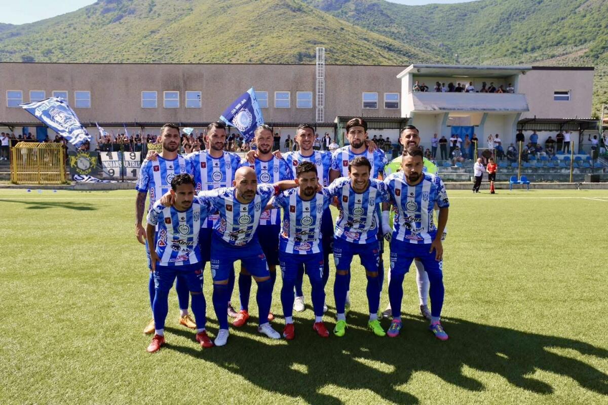 In finale sarà Gela-Canosa: domani sorteggio a Roma per stabilire chi giocherà il ritorno in casa -