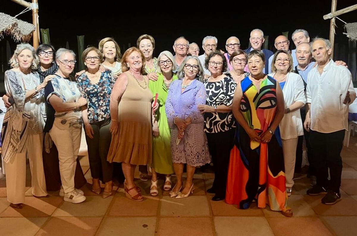La rimpatriata della III C del Liceo “Eschilo” dopo 49 anni - 