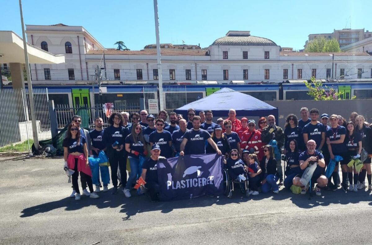 Tre tonnellate di plastica e rifiuti raccolti in 9 eventi Plastic Free -