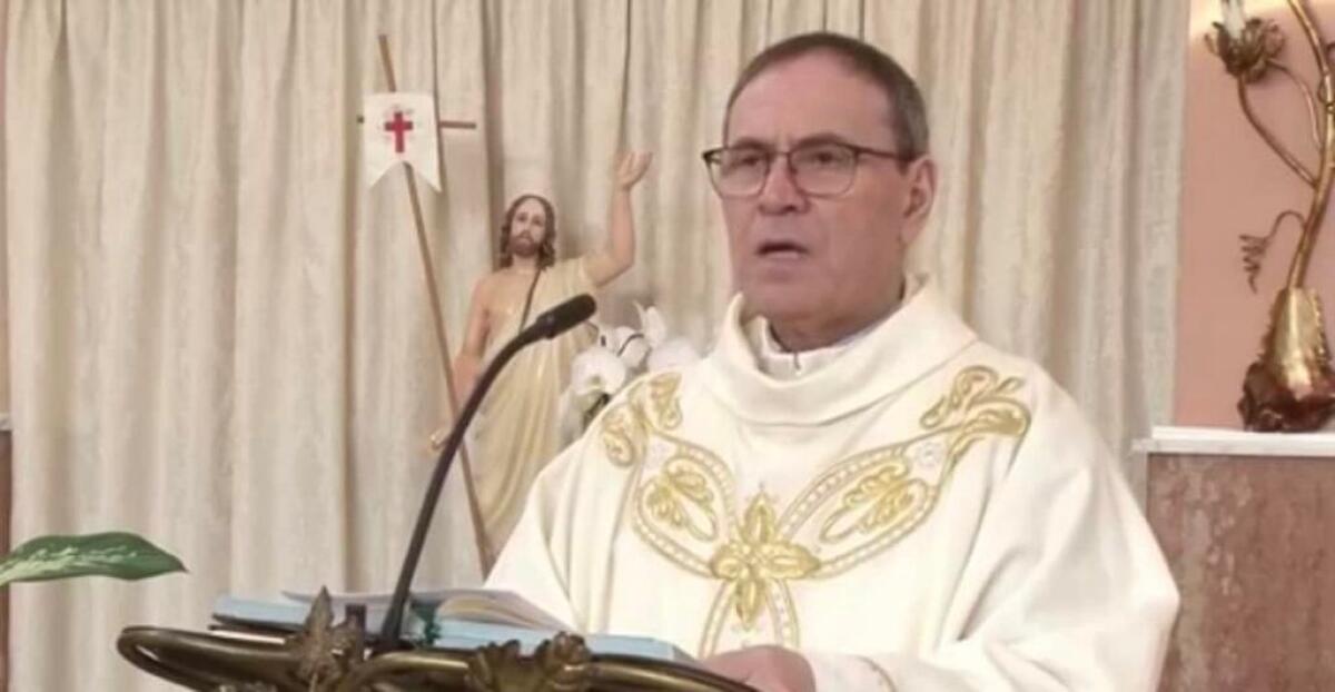 Quarant’anni di sacerdozio: la Chiesa celebra il giubileo di don Filippo Salerno -