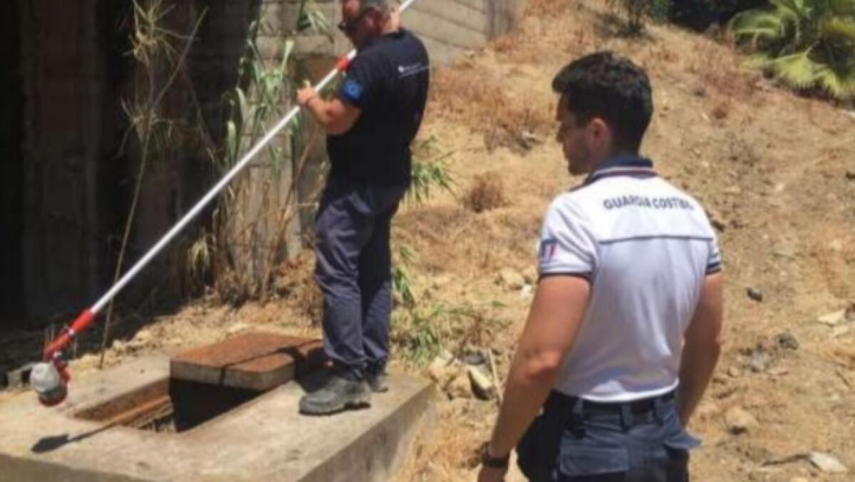 Controlli della Capitaneria di porto, autolavaggi ai raggi x -