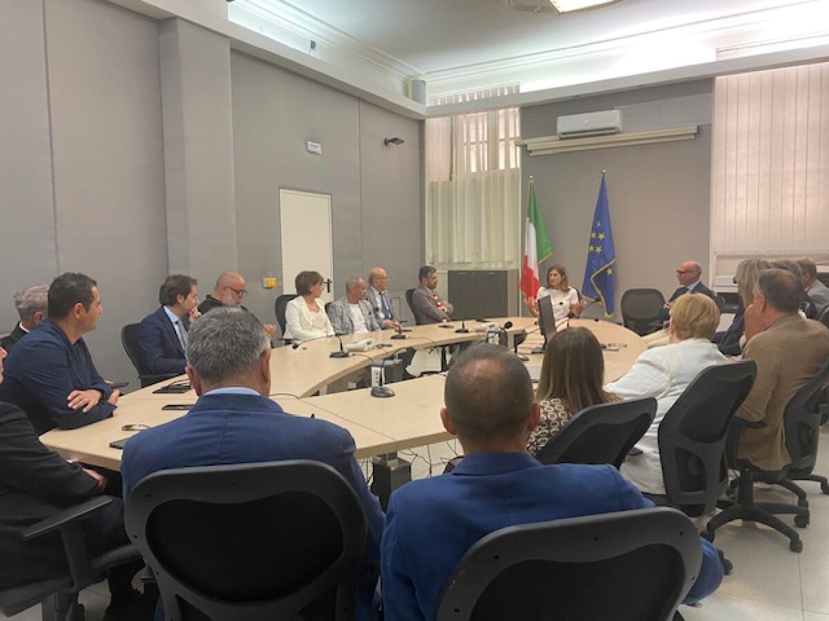 Nel suo primo incontro con i sindaci il neo prefetto ha dedicato particolare attenzione alla crisi idrica - 