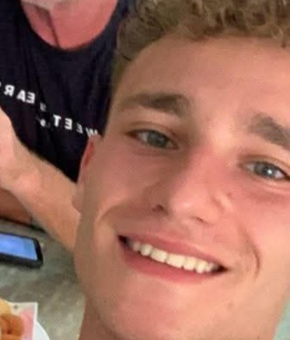 Per l’ultimo saluto domani a Matteo proclamato a Niscemi il lutto cittadino -