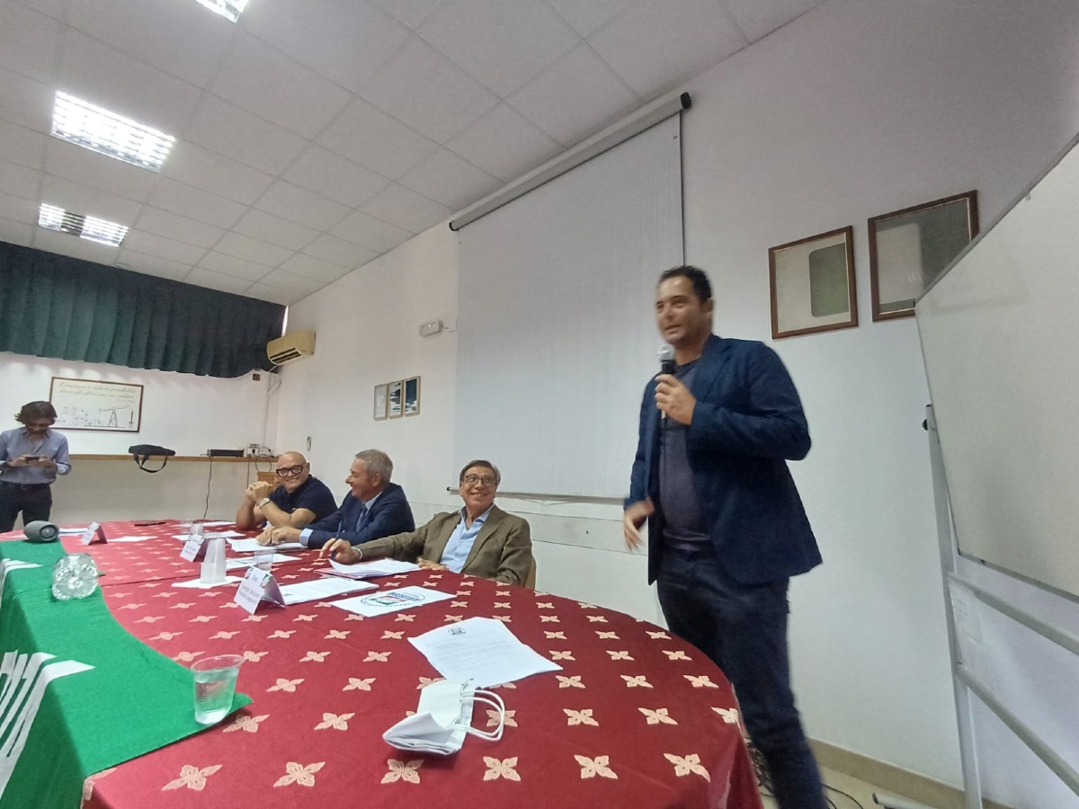 Incontri politici ferragostani nella maggioranza del sindaco -