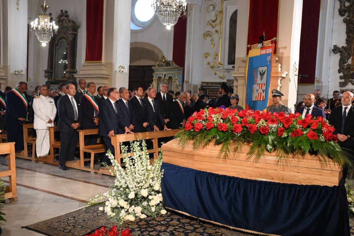 Schifani ai funerali di Pippo Baudo