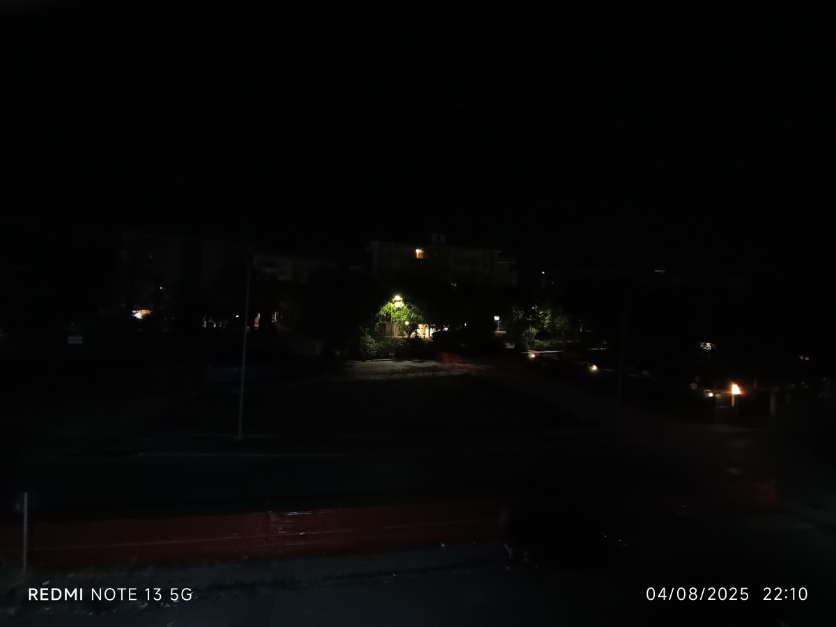 Buio nel quartiere Macchitella  - 