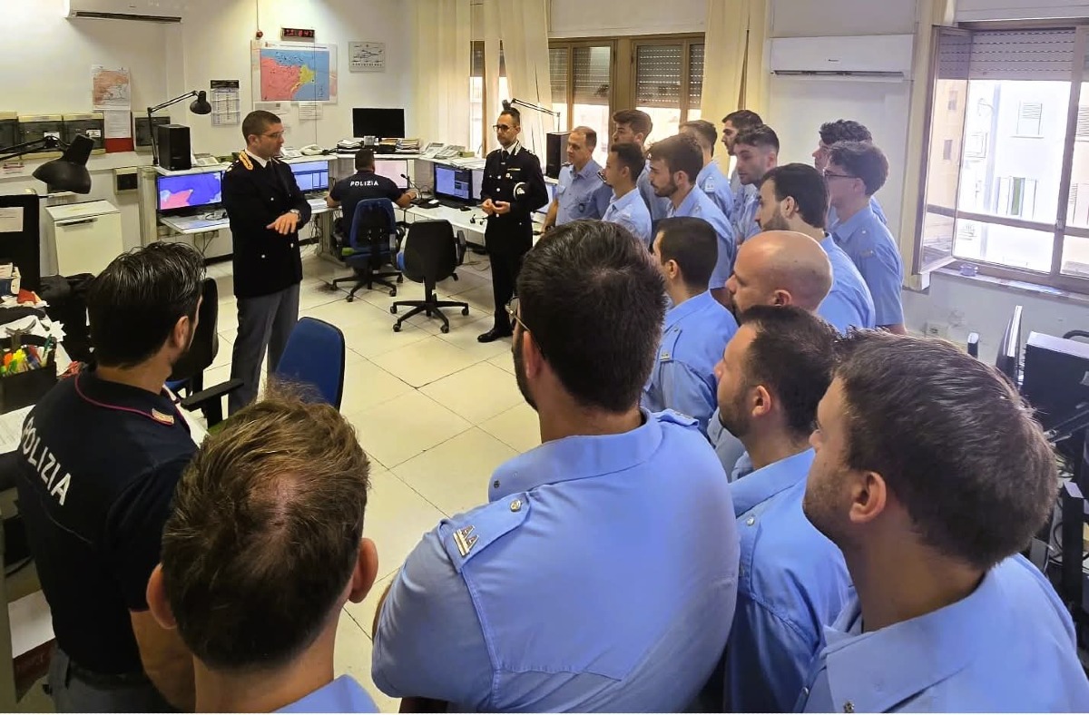 Visita degli Allievi Polizia Penitenziaria in Questura -