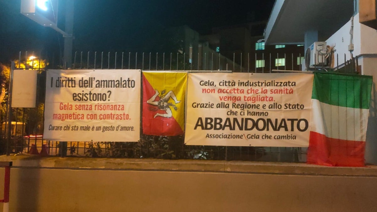 La Cgil presente al sit in davanti l'ospedale  - 