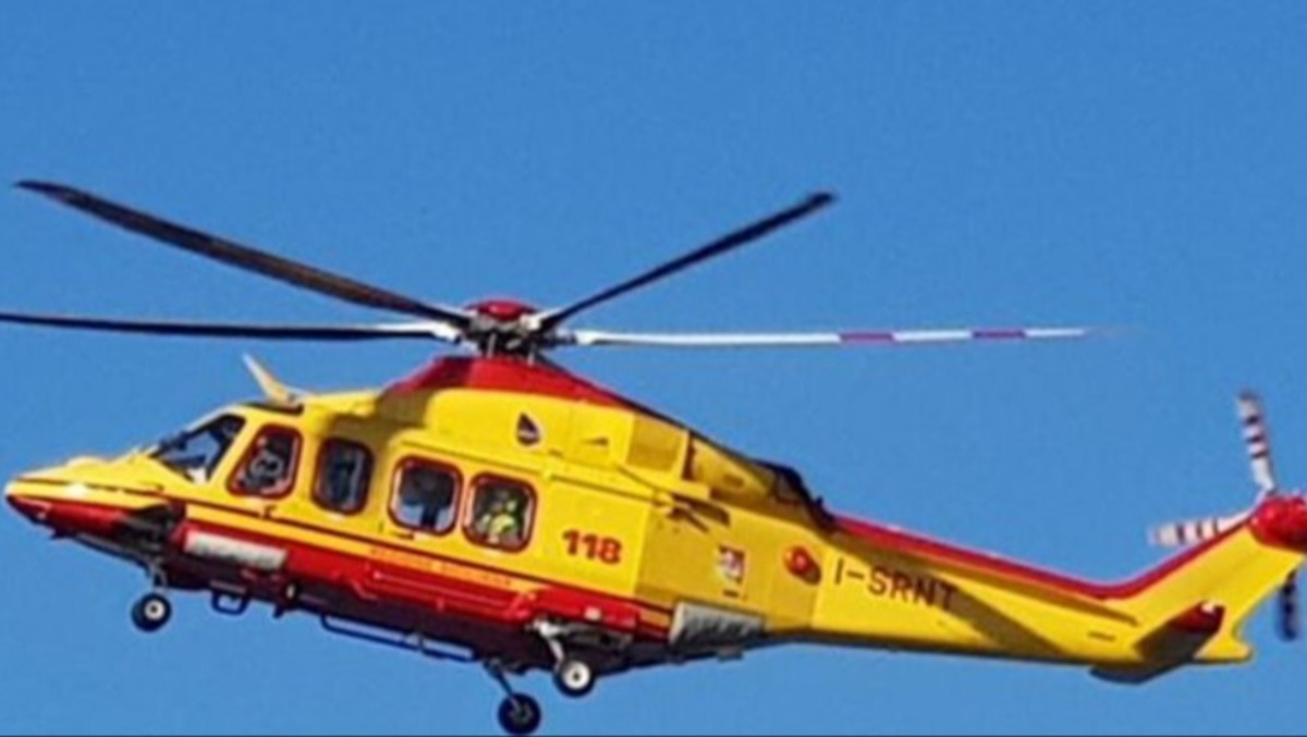 Travolto dal suo furgone, niscemese trasferito al Sant'Elia -