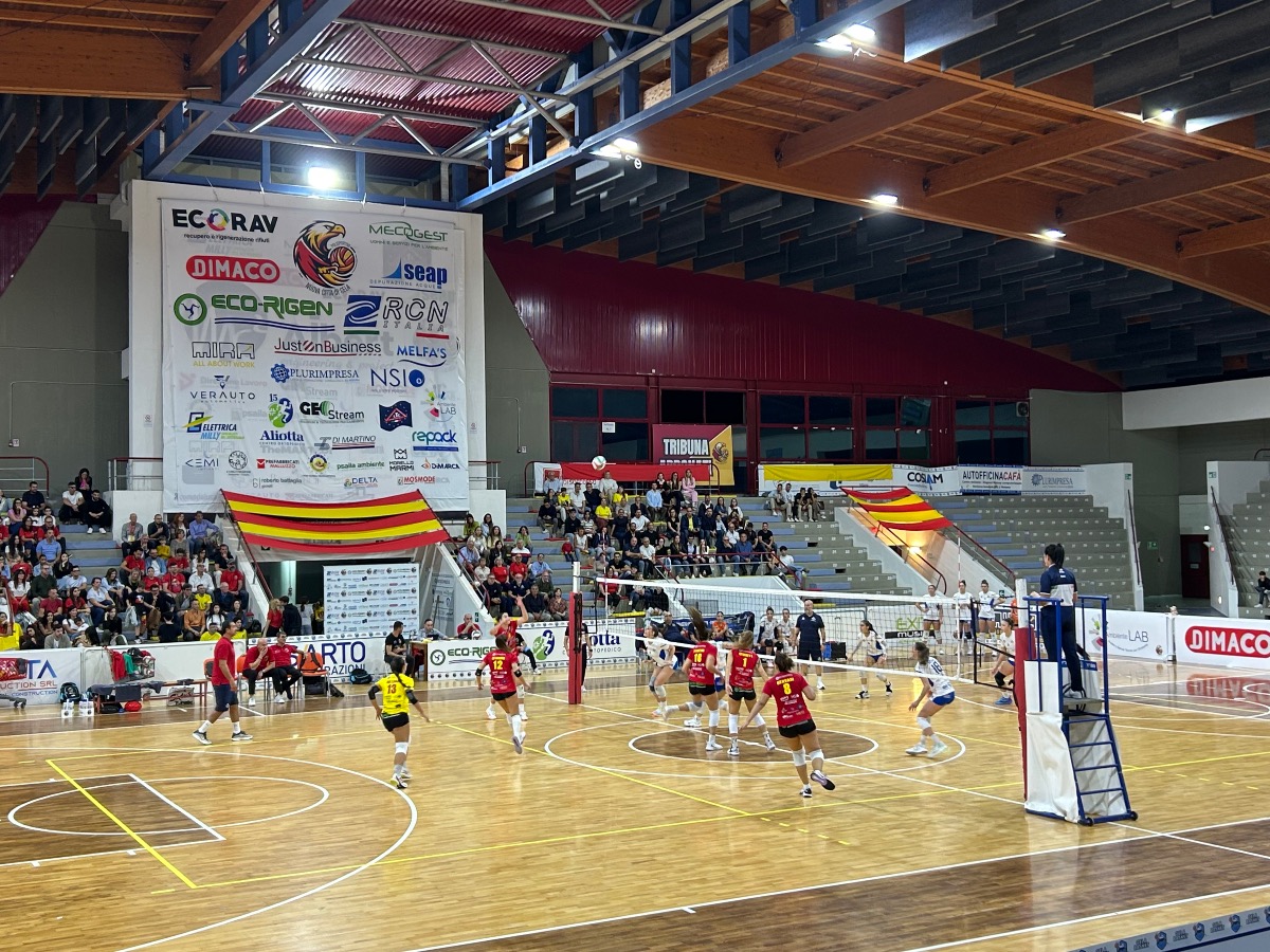 Volley, Serie B2: l'Ecorigen in trasferta a Pizzo