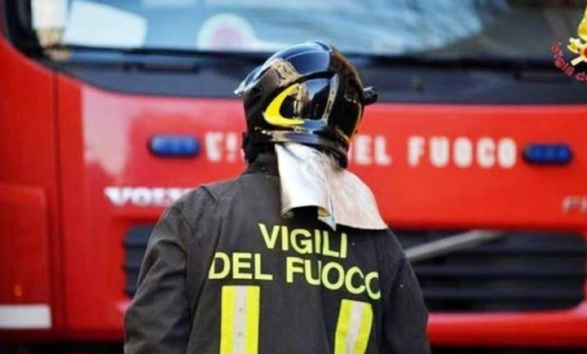 Due incendi in serata in città 