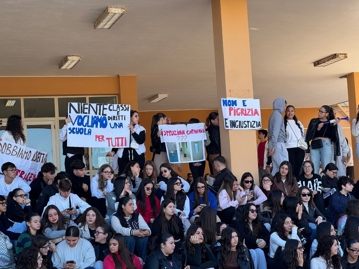 Protesta degli studenti dei licei Scienze umane e sportivo  - 