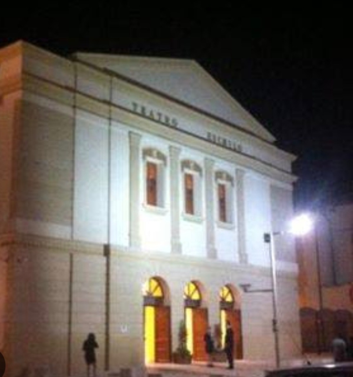 Atto vandalico in via De Santis  - 