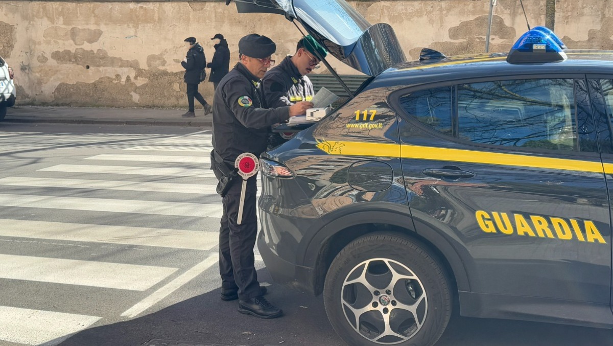 Controlli congiunti Guardia di finanza e Polizia locale a Caltanissetta  - 