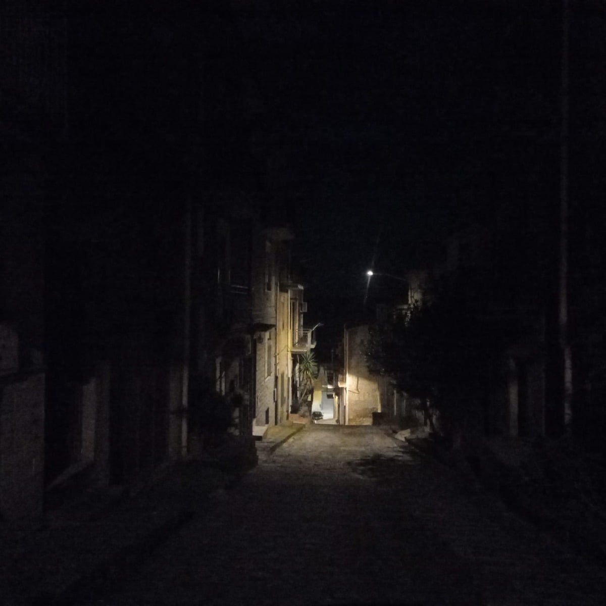 Marianopoli,l'opposizione critica l'illuminazione pubblica  - 