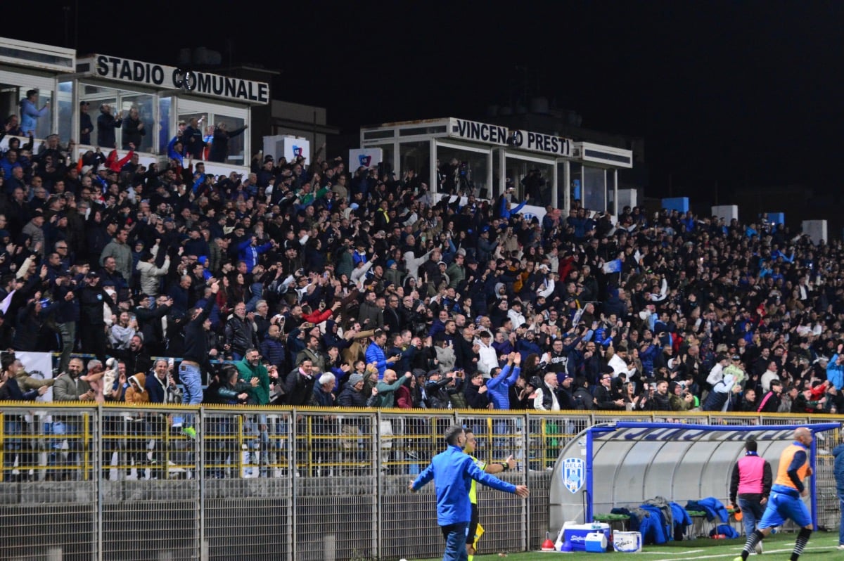 Domani Gela-Gelbison a porte chiuse  - 