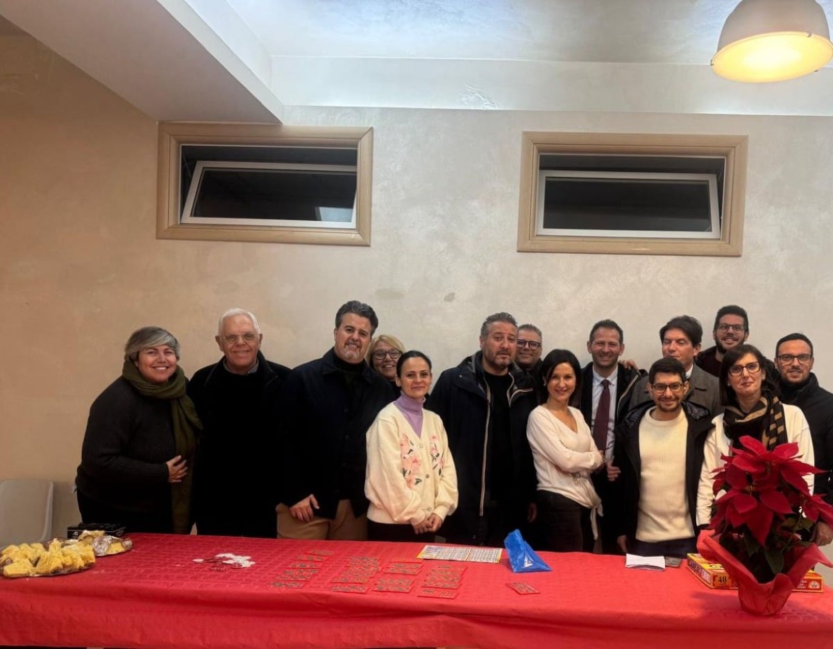 FdI trasforma la festa degli Auguri in solidarietà  - 