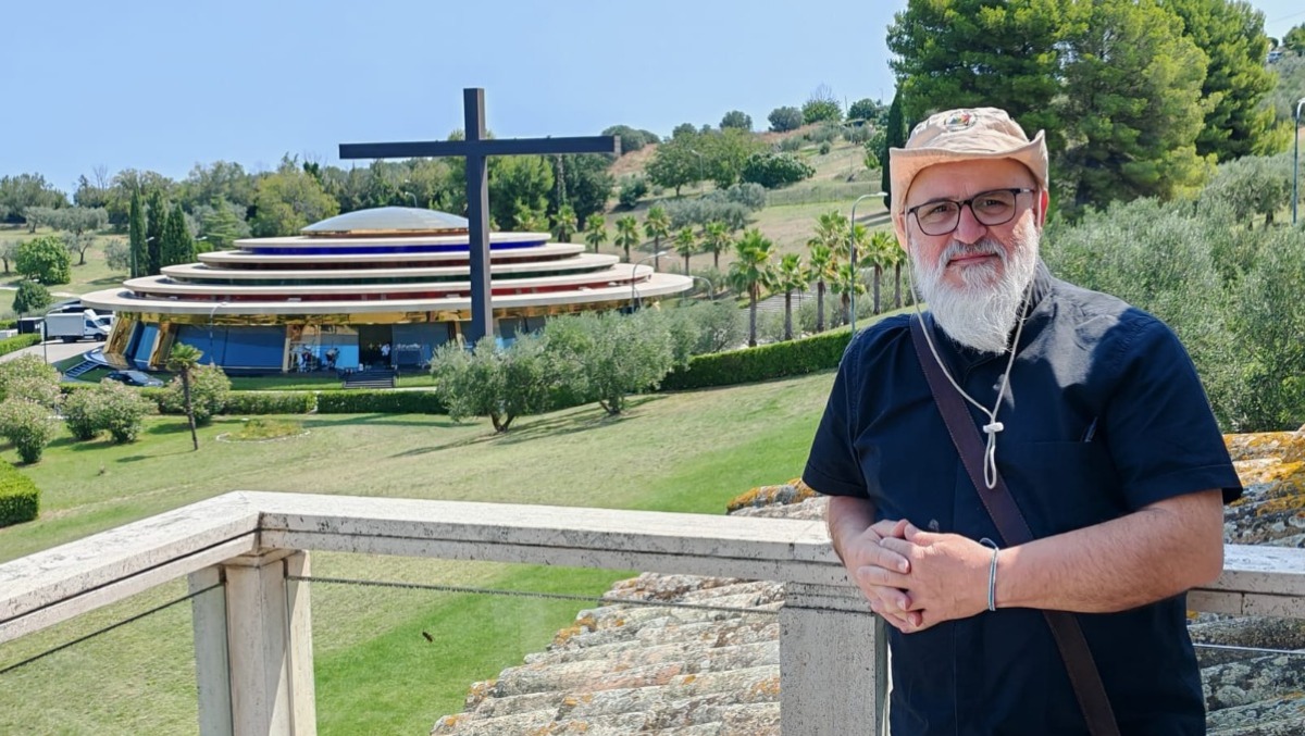 La passione per il rock e la fede in Dio, a tu per tu con don Giorgio  - 