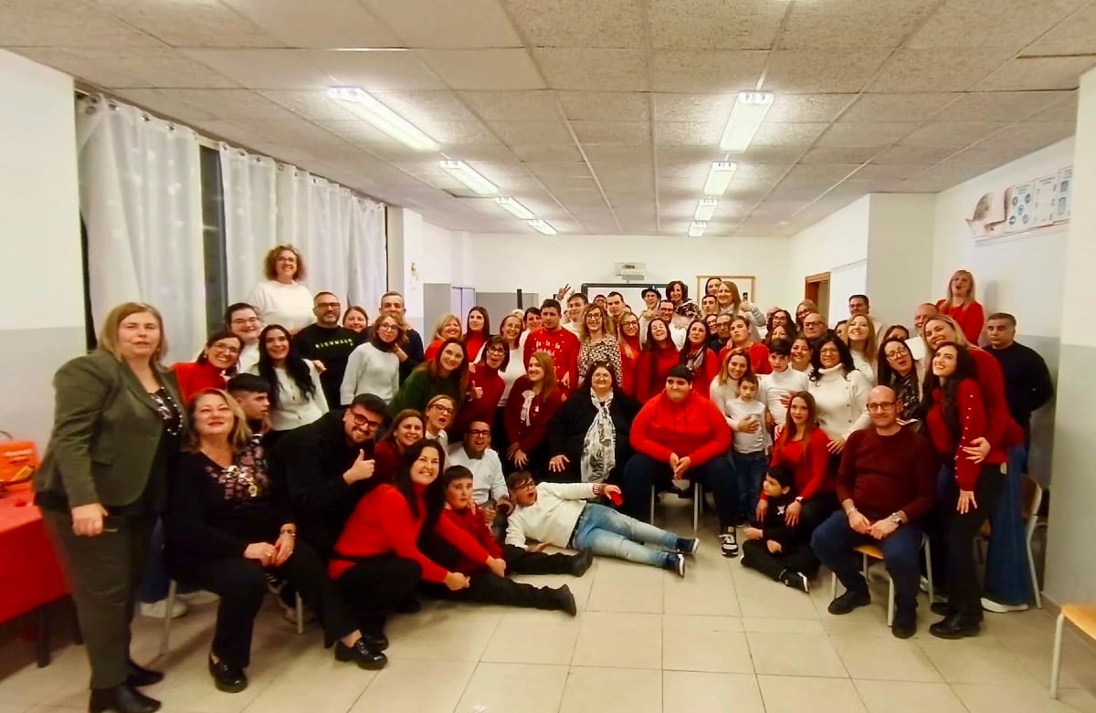 Tra musica, sorrisi e gioia condivisa - 