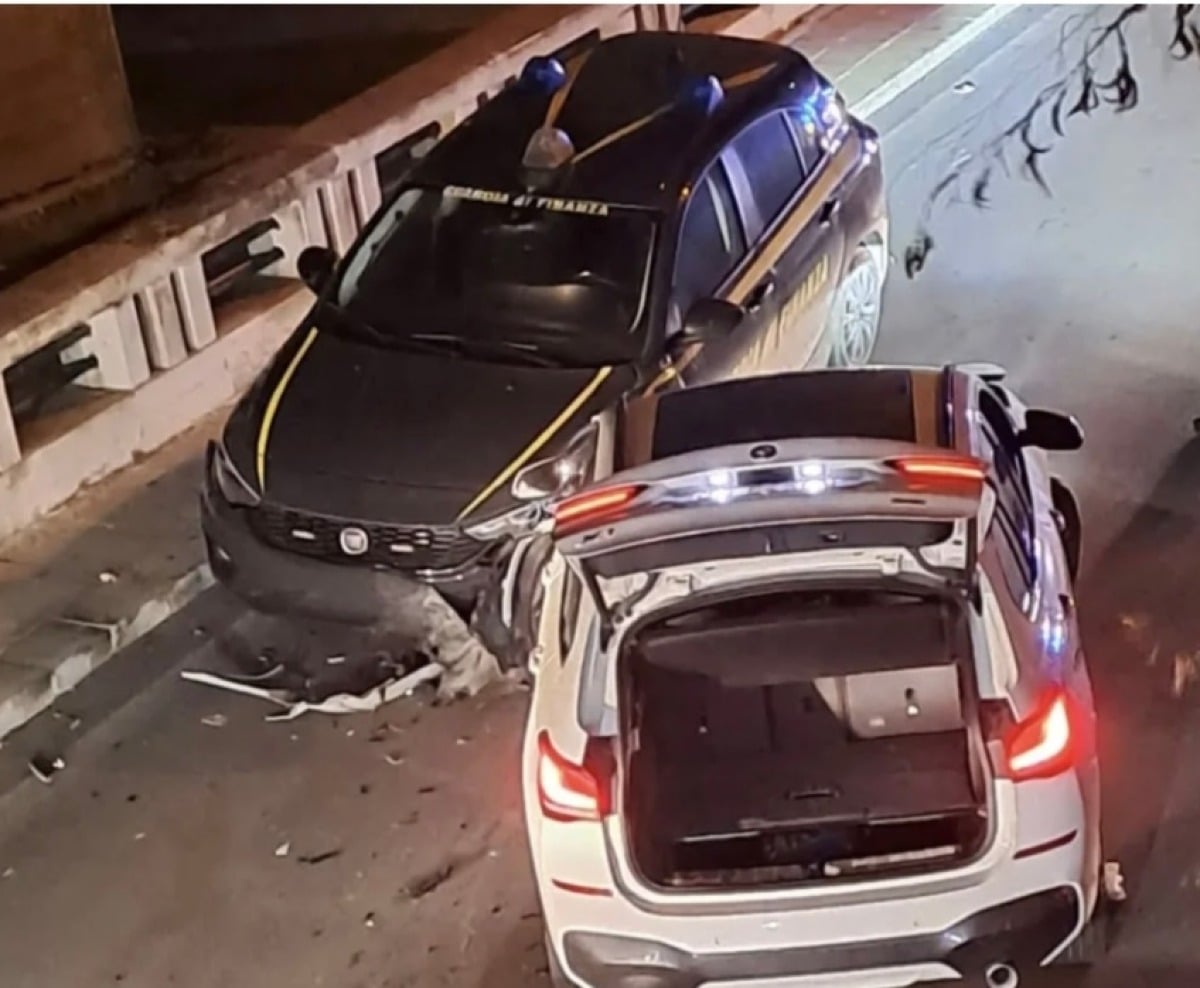 Incidente stradale in via Calvario  - 