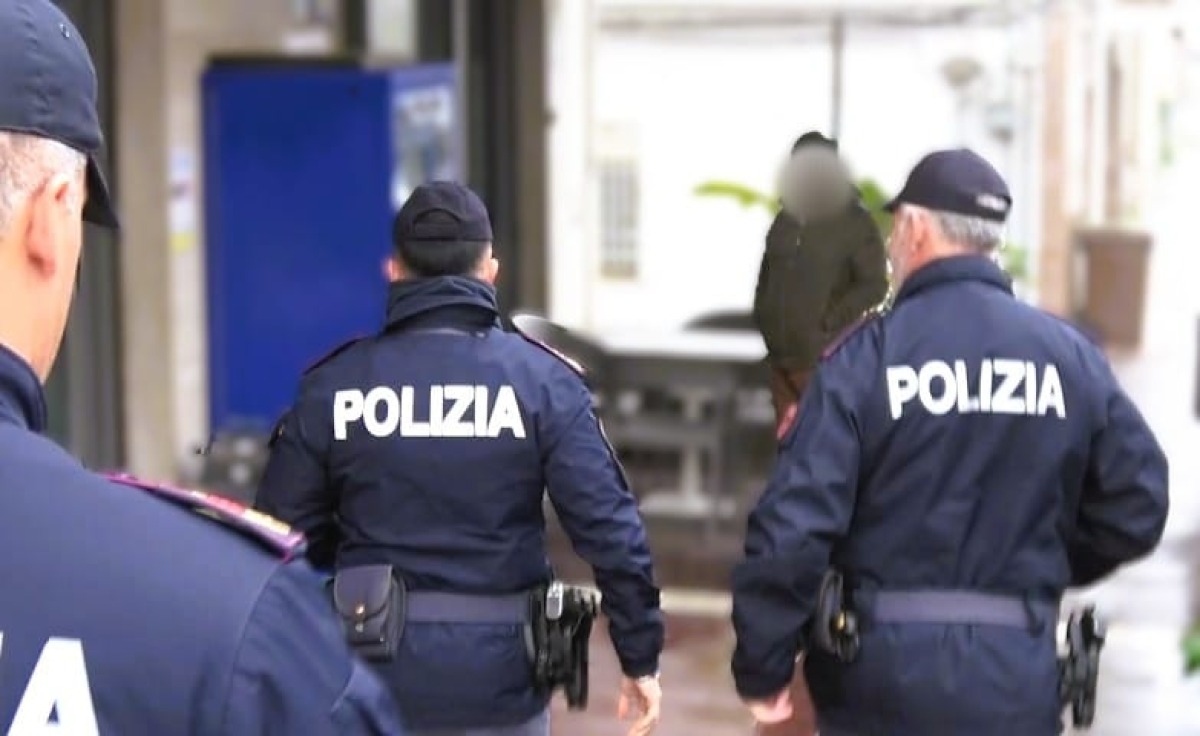La Polizia sequestra beni per un milione di euro  - 