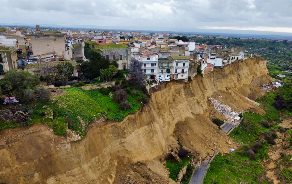 “Stato di emergenza e sospensione dei tributi” - 