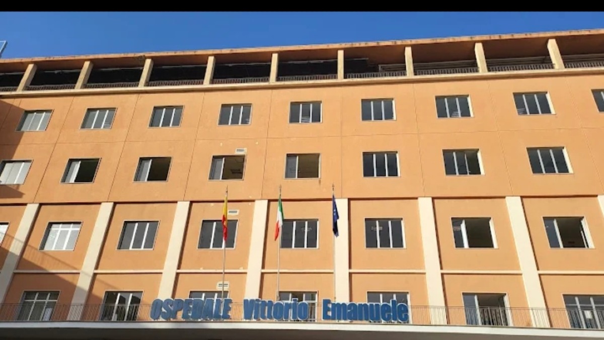 Fuori uso l'ultimo ascensore del Vittorio Emanuele  - 