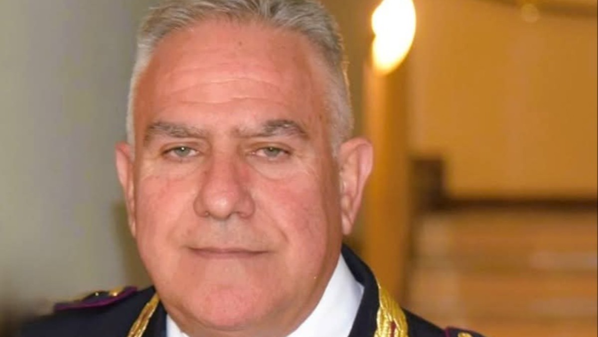 Dopo 40 anni di lavoro, pensione per il sostituto commissario Calà  - 