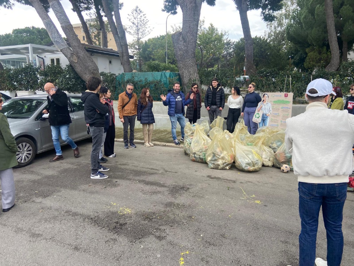 Giornata ecologica organizzata da Plastic free - 