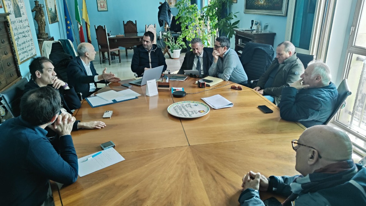 Si è insediato tavolo permanente su criticità del porto  - 