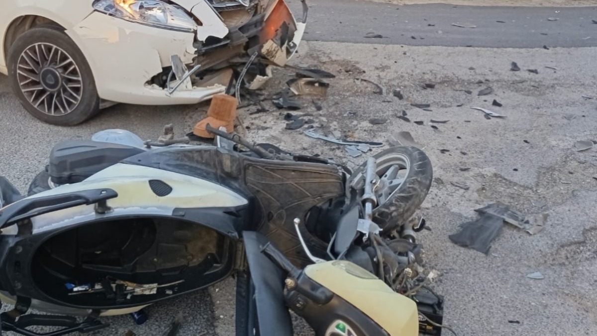 Scontro auto-scooter, gravi due persone  - Foto Franco Assenza 