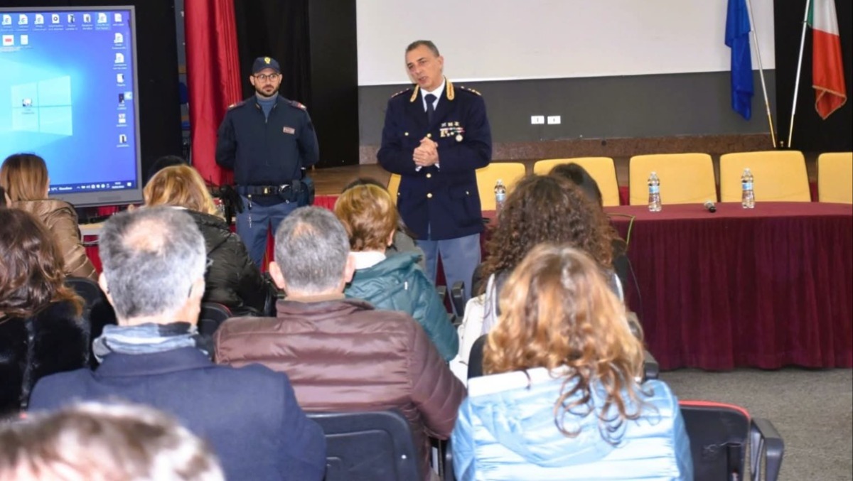 Incontro a scuola su tutele e obblighi  - 