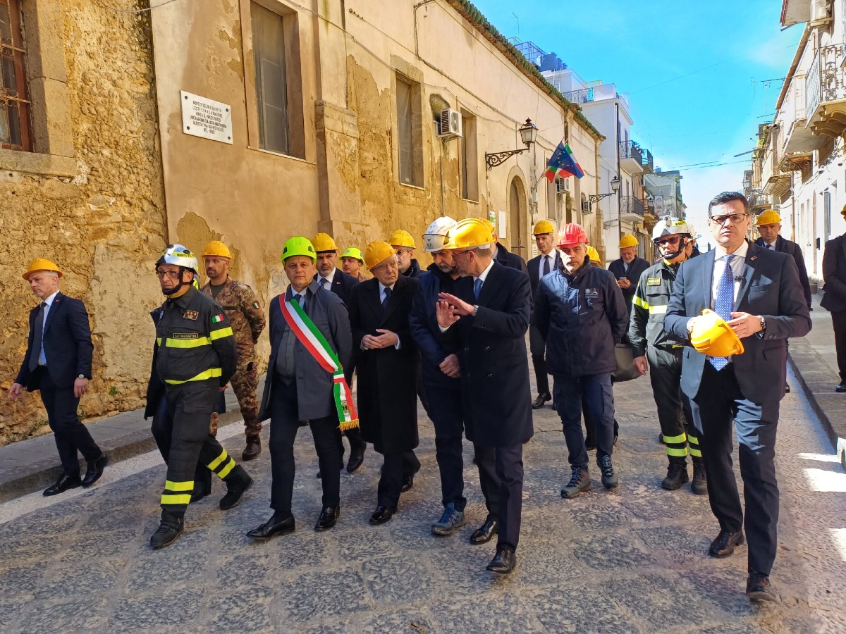 Il Presidente Mattarella è arrivato alle 12 a Niscemi  - 