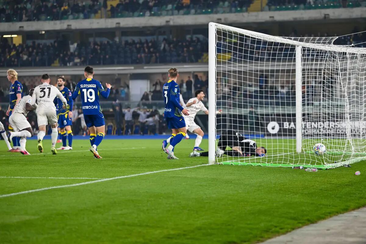 Lukaku torna al gol e gela il Bentegodi al 96°, Verona-Napoli 1-2 - 