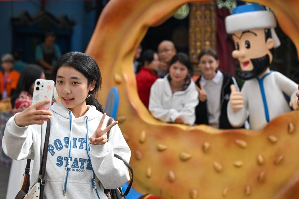 Cina, nel 2025 Xinjiang leader nazionale nel commercio frontaliero - 