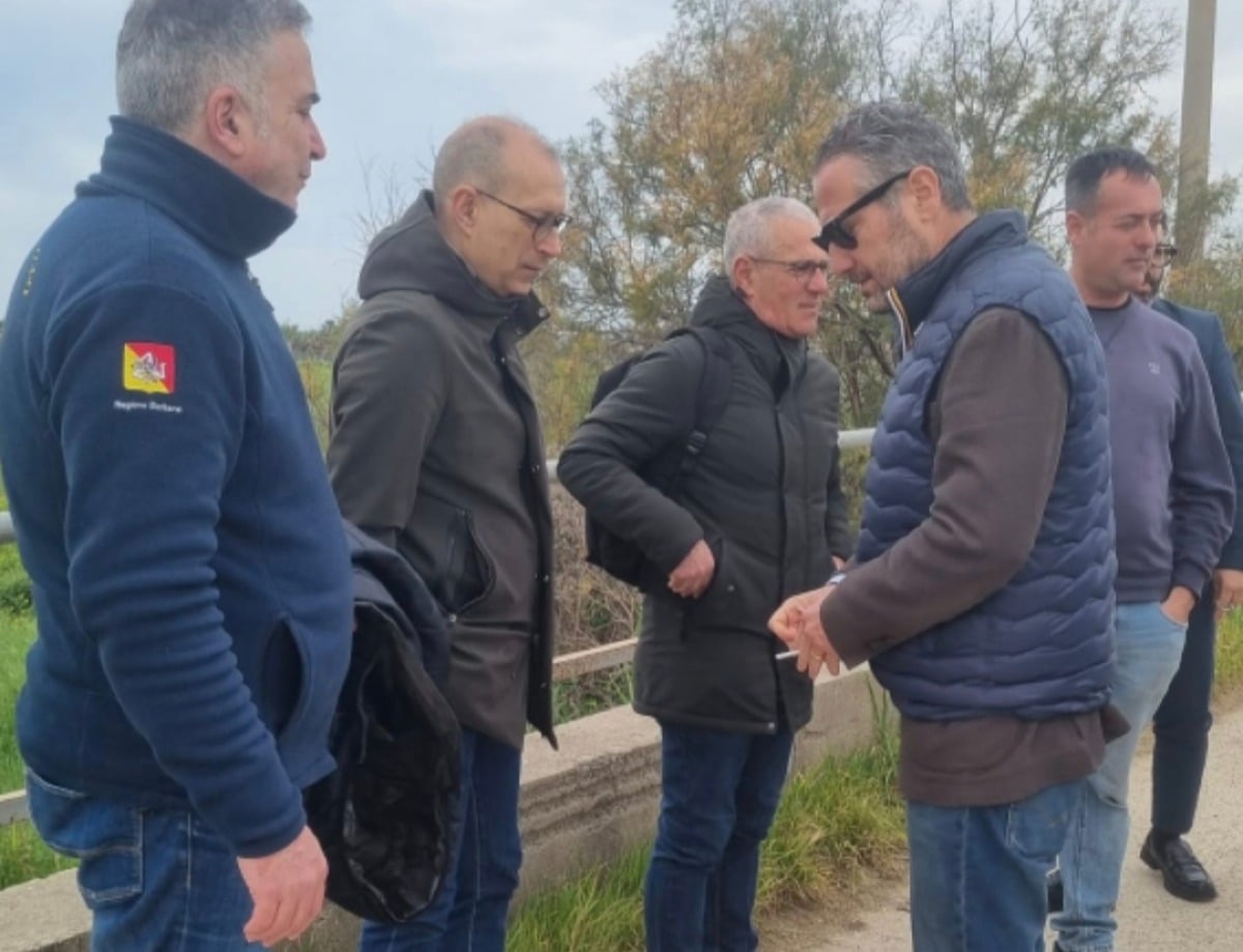 Sopralluogo  dell'on.Scuvera e i tecnici al torrente Rabbito - 