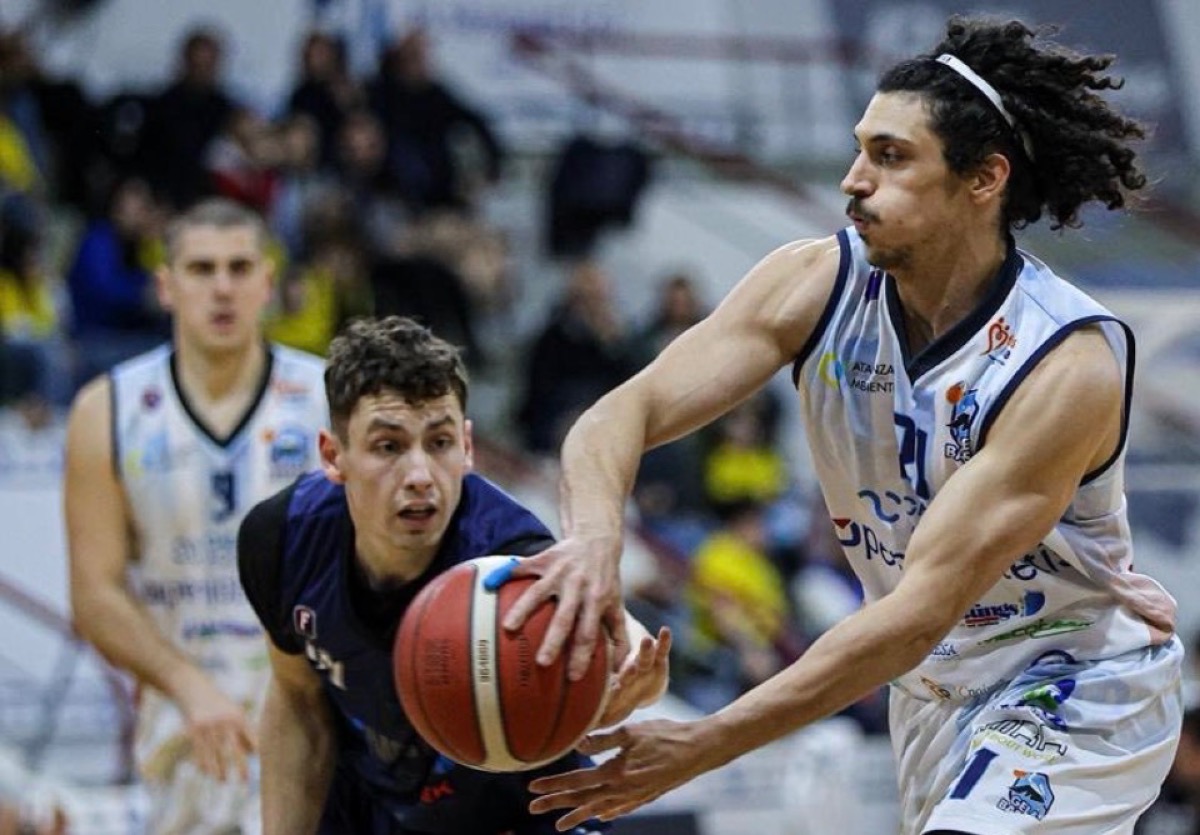 Gela basket a Reggio Calabria per il riscatto