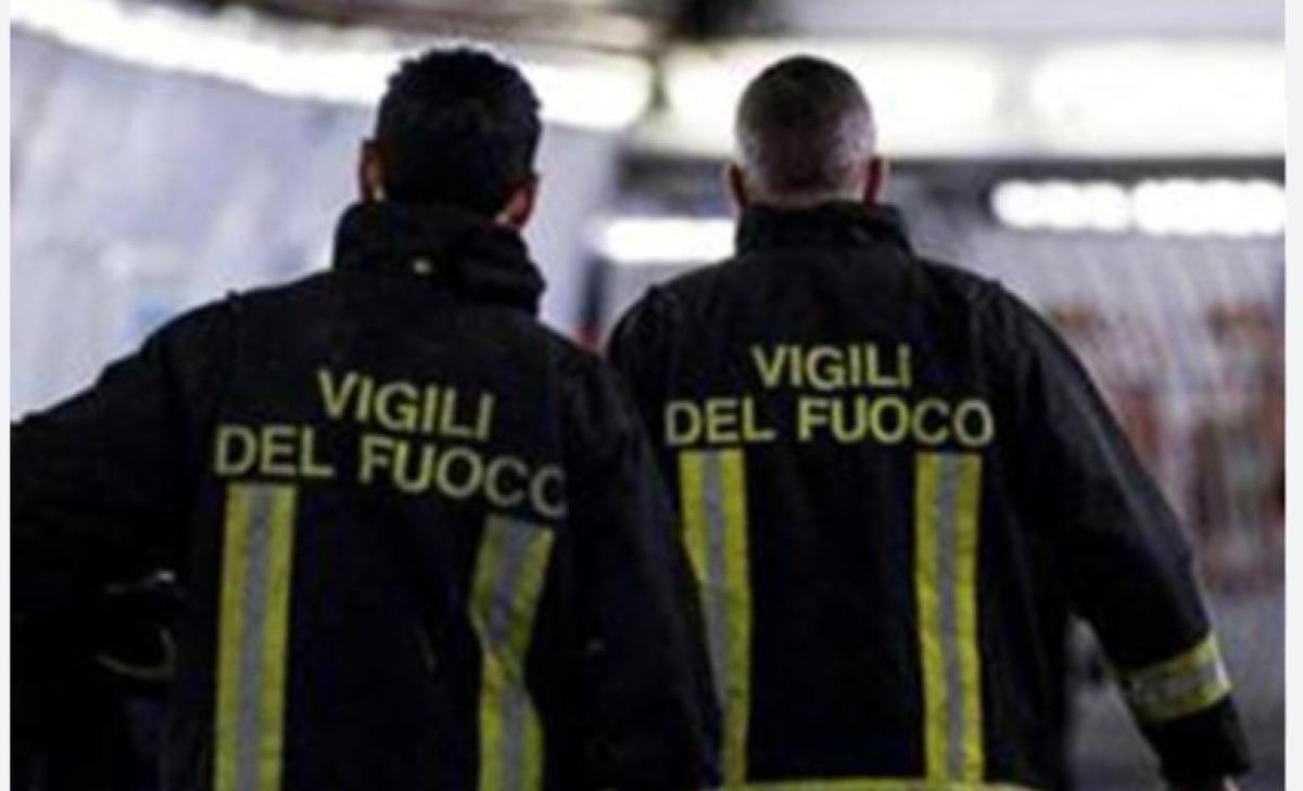  Confsal lancia l'allarme sull'organico del vigili del fuoco - 