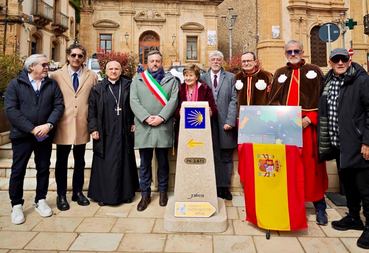 Piazza Armerina e la pietra miliare del Cammino di Santiago - 