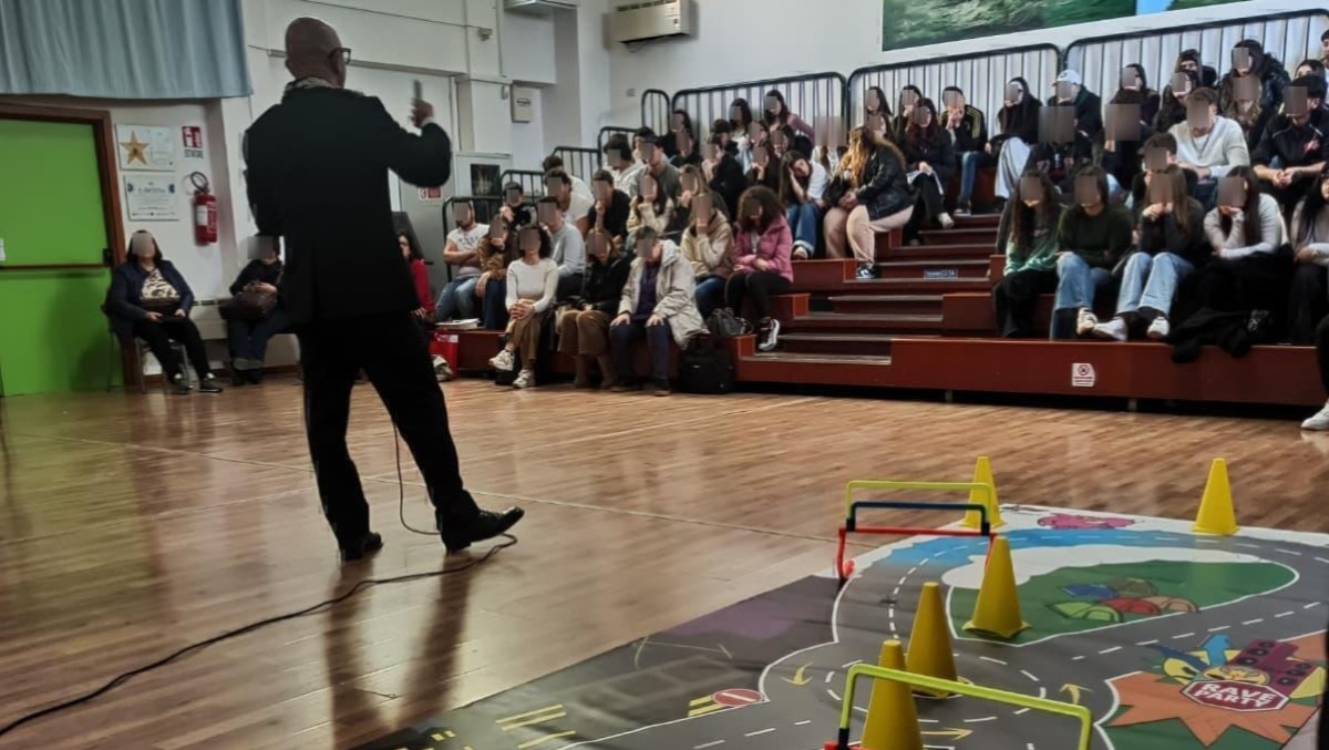 A lezione di legalità con i carabinieri  - 